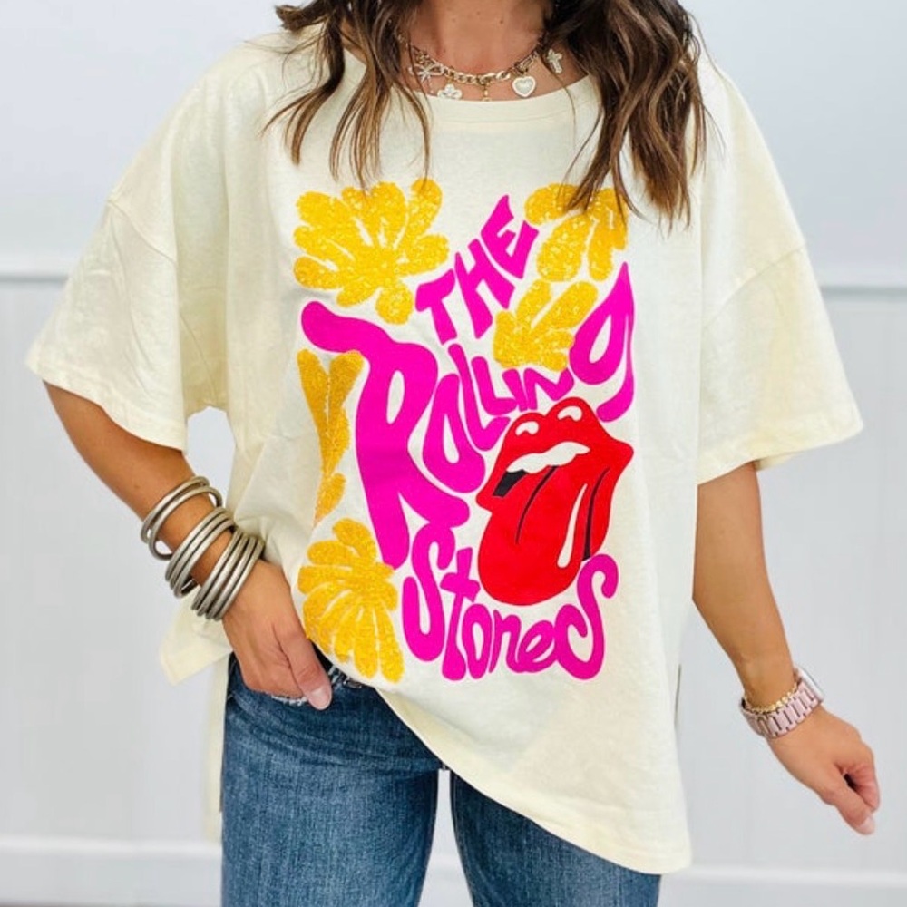 Fantastic Fawn Cream and Pink Graphic Tee